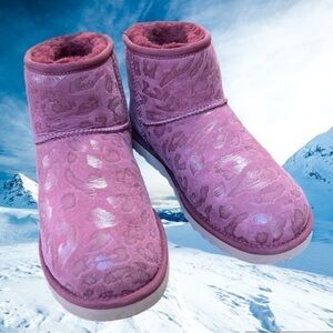 Ugg Women's Classic Mini Leopard Sheepskin Snow Winter Ankle Boots Size 7 RARE